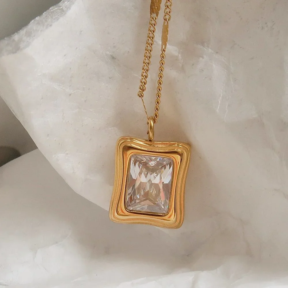 NEW 18K Gold Plated Radiant Cut Diamond Square Pendant Necklace